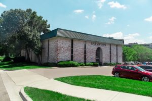 8301 State Line Road | Office Building | Pener KC Commercial Real Estate