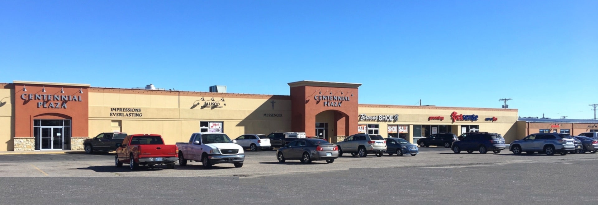 Centennial Shopping Plaza | Pener KC Commercial Real Estate